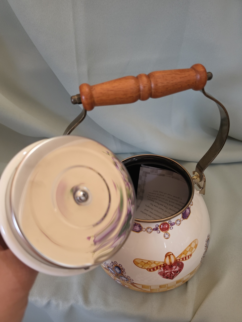 Mackenzie Queen Bee Tea Kettle - Picture 3 of 7